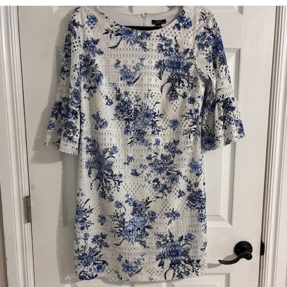 R&K Floral‎ Lace Dress Bell Sleeve White Blue Party Cocktail Size 10